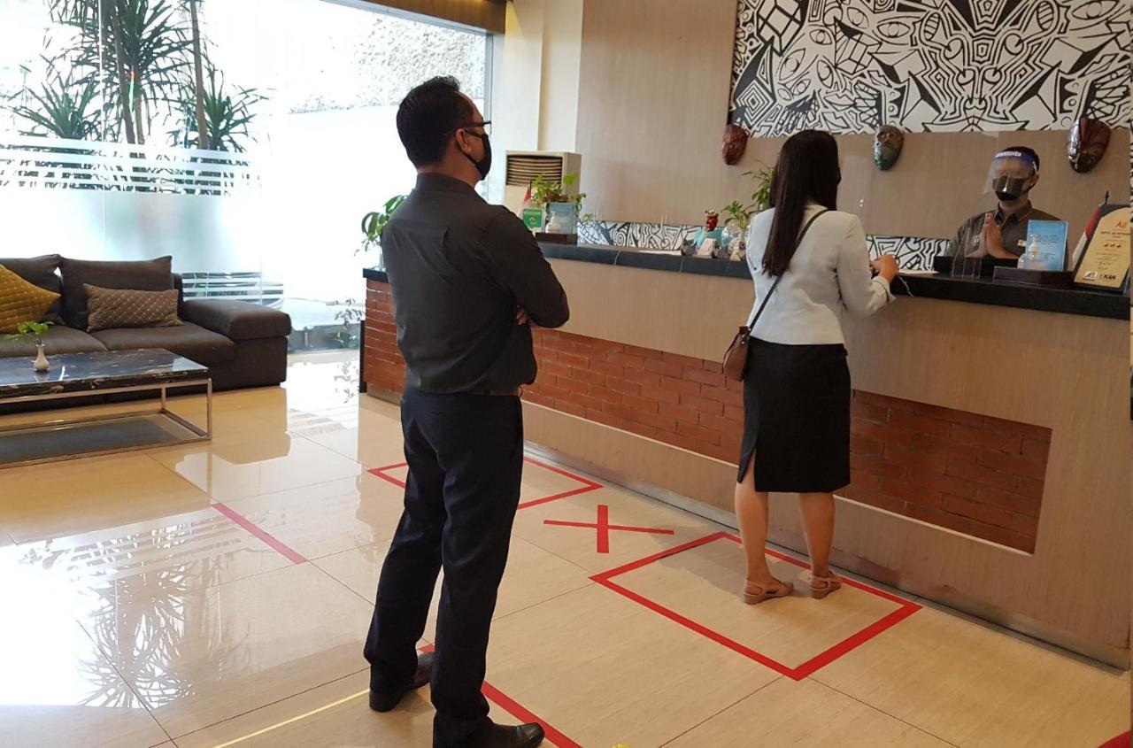 Hotel 88 Itc Fatmawati Jakarta By Wh Buitenkant foto
