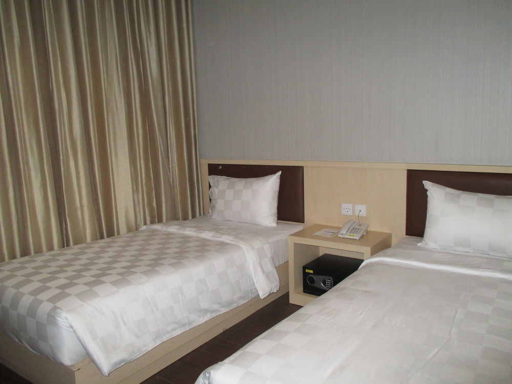 Hotel 88 Itc Fatmawati Jakarta By Wh Buitenkant foto