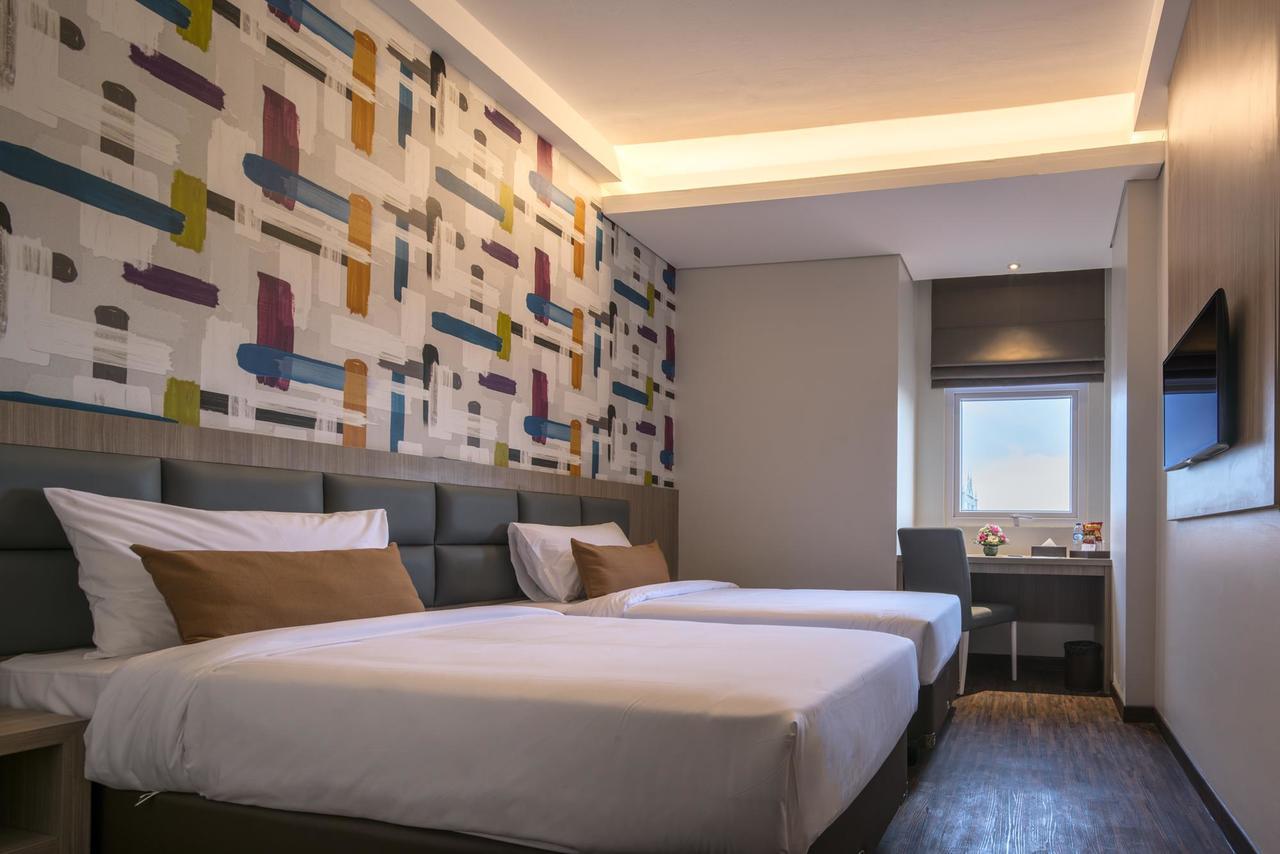 Hotel 88 Itc Fatmawati Jakarta By Wh Buitenkant foto