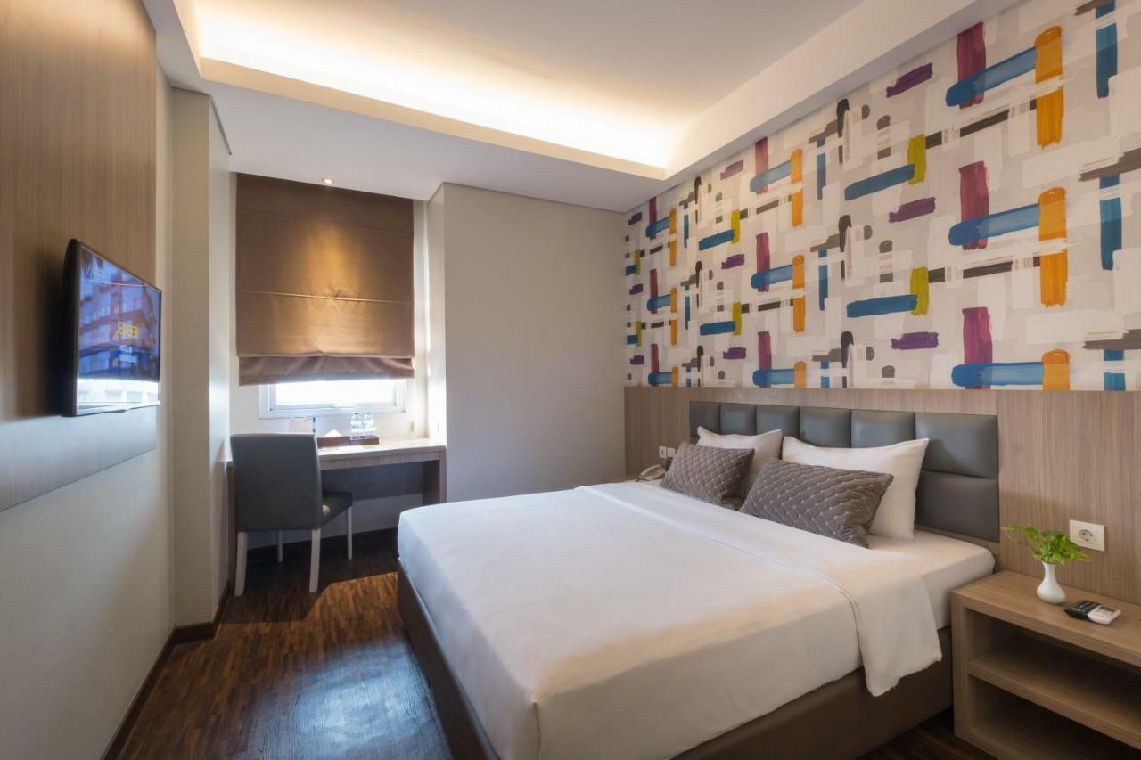 Hotel 88 Itc Fatmawati Jakarta By Wh Buitenkant foto