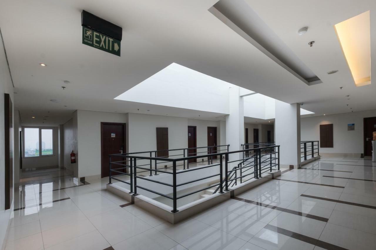 Hotel 88 Itc Fatmawati Jakarta By Wh Buitenkant foto